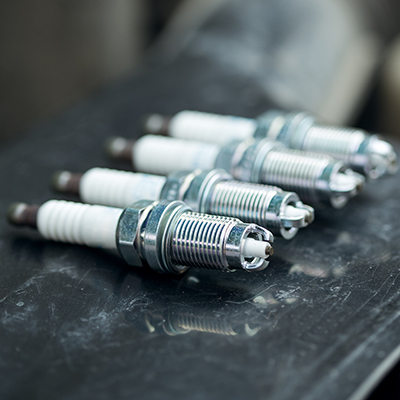 How Long to Let Engine Cool before Changing Spark Plugs