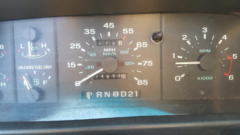 How to Tell If a 5-Digit Odometer Has Rolled Over