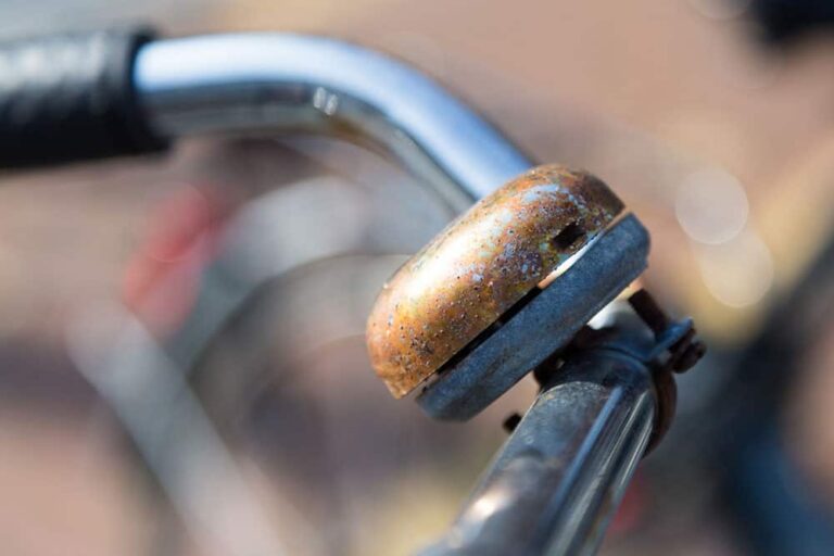 How to Remove Rust from Bike With Wd40